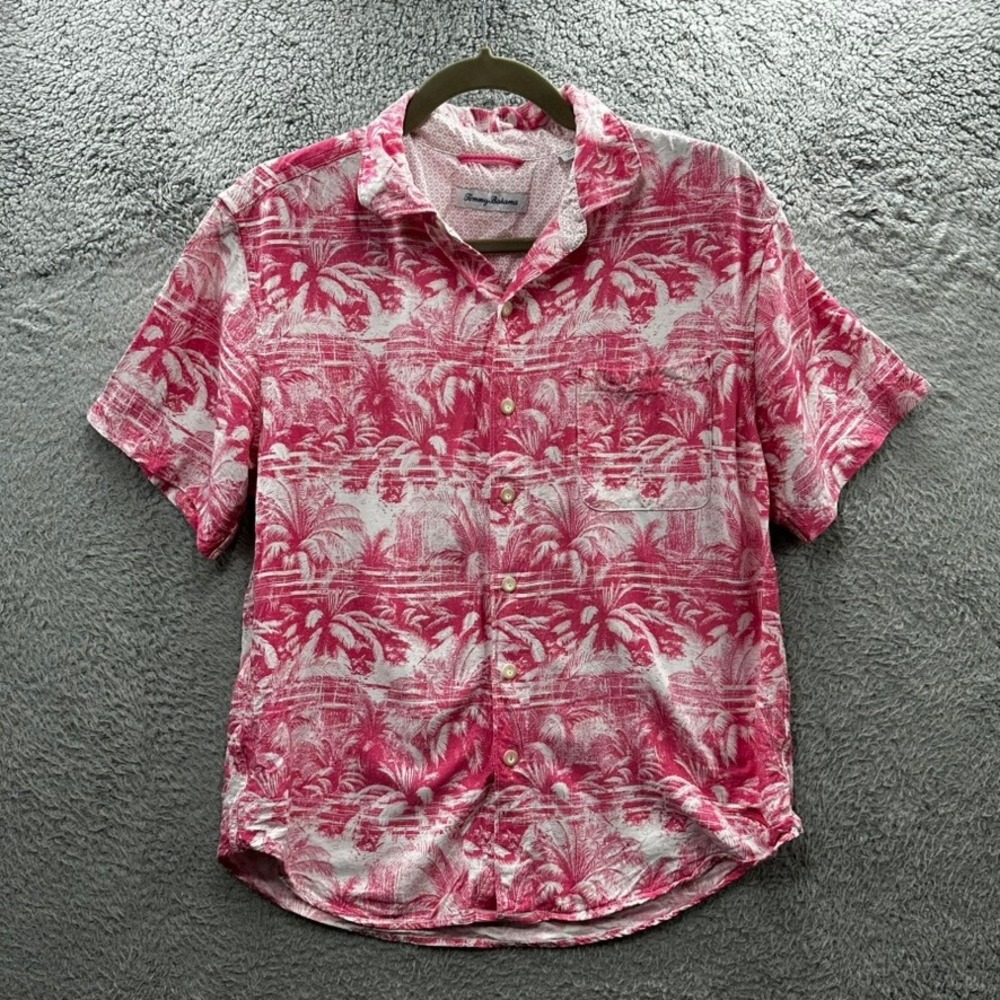 Tommy Bahama Women's Medium Pink Tropical Palm Tree Short Sleeve Button Up Shirt